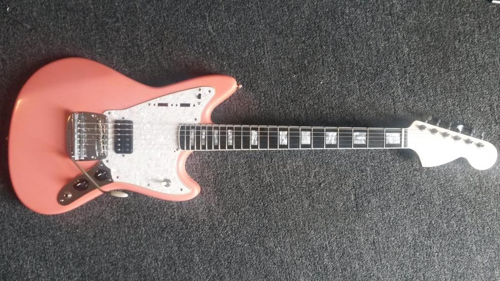 fender fretboard binding thickness?